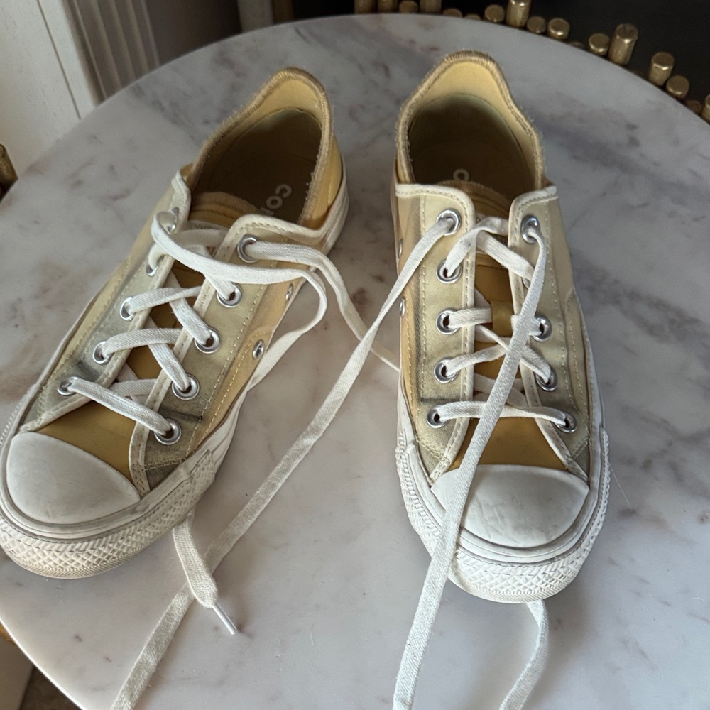 Casual Women's Athletic Shoes in Yellow and White